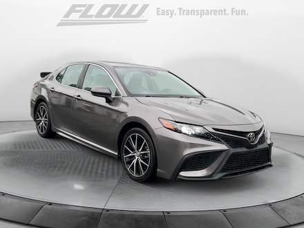 2021 Toyota Camry SE Sedan