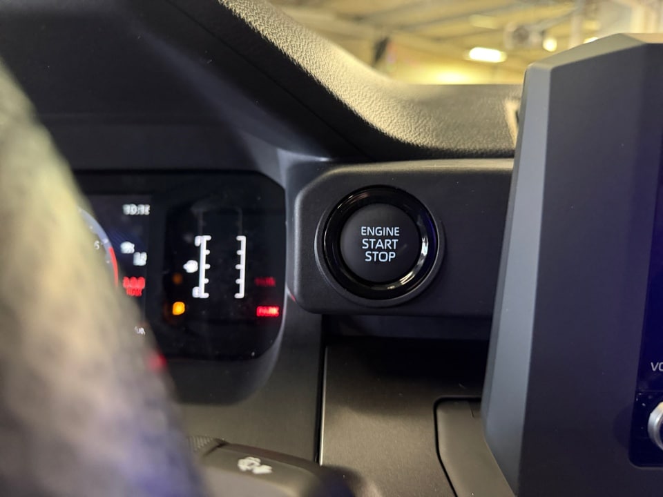 2026 Toyota Tacoma SR5 - Photo 20