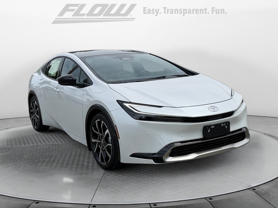 2026 Toyota Prius XSE Premium's photo
