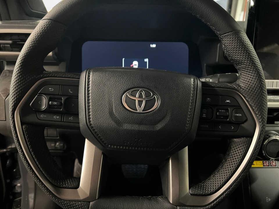 2026 Toyota Tacoma Limited - Photo 10