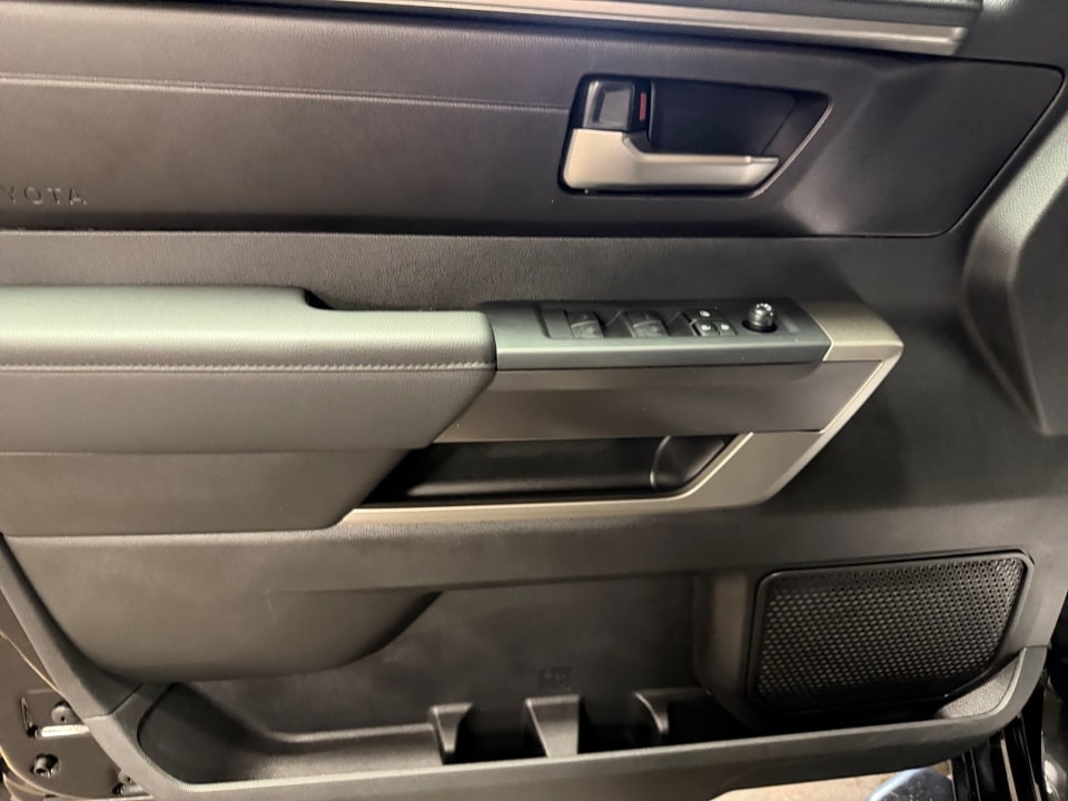 2026 Toyota Tundra SR5 - Photo 36
