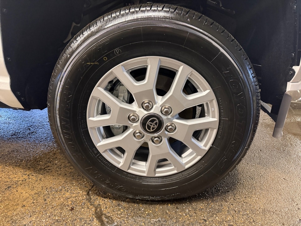2026 Toyota Tacoma SR5 - Photo 25