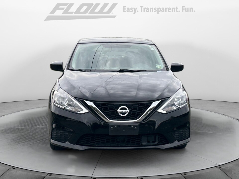 2018 Nissan Sentra SV photo 2