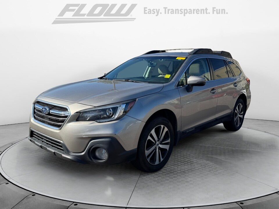 2018 Subaru Outback 2.5i Limited photo 3