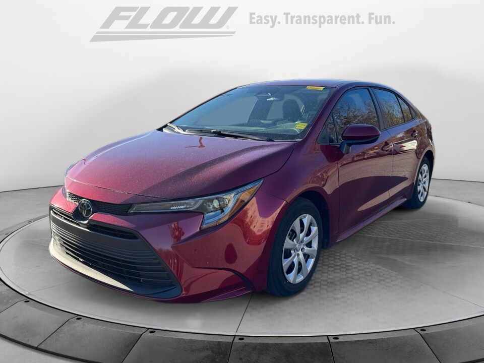 2023 Toyota Corolla LE photo 3