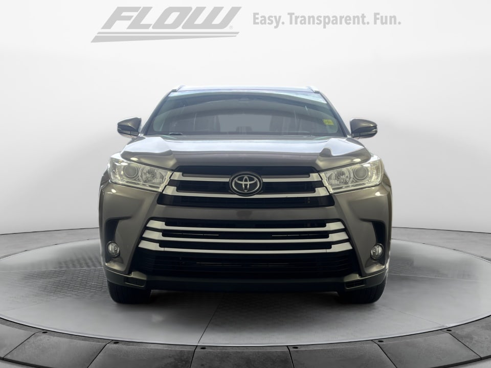 Used 2019 Toyota Highlander XLE with VIN 5TDKZRFH5KS359831 for sale in Statesville, NC