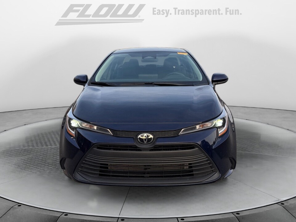 2024 Toyota Corolla LE photo 2