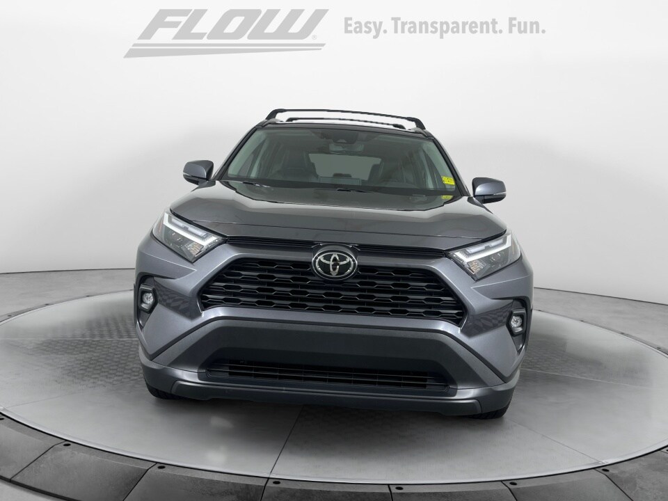 2024 Toyota RAV4 XLE Premium photo 2