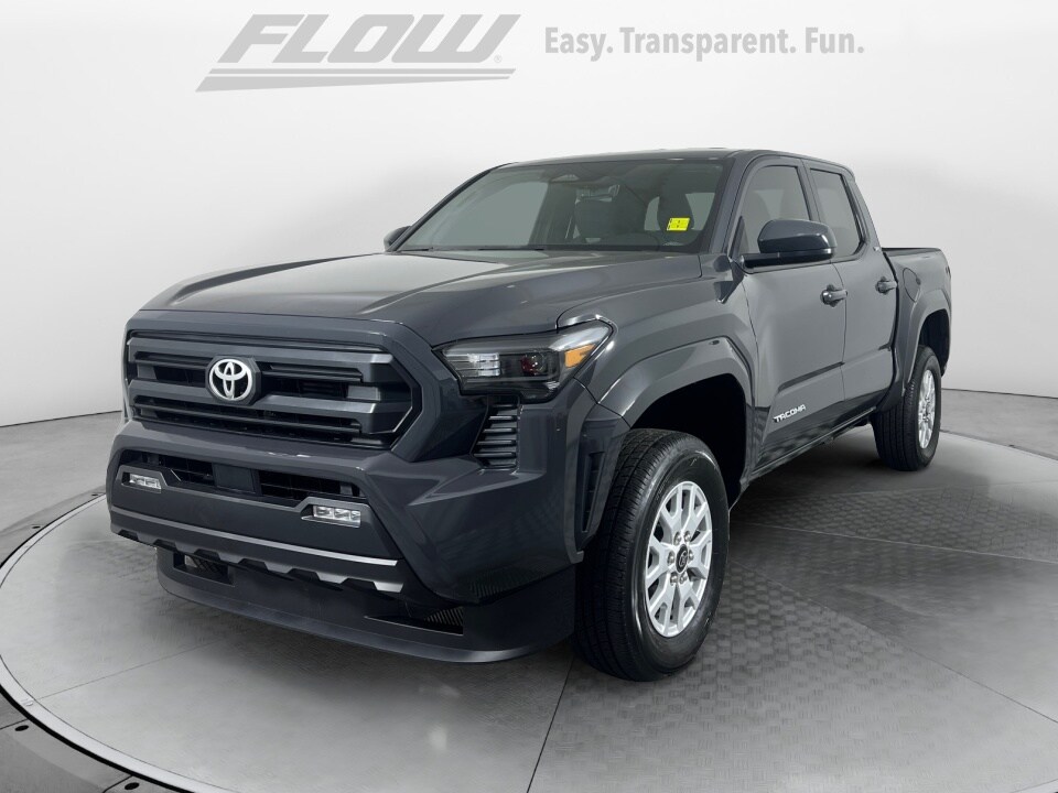 2025 Toyota Tacoma SR5 4x4 Double Cab photo 3