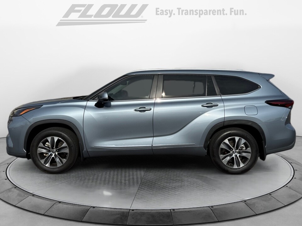 2024 Toyota Highlander XLE photo 4
