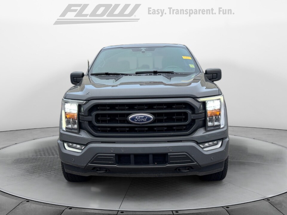 2021 Ford F-150 XLT photo 2