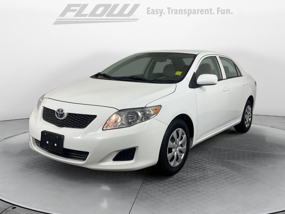 2010 Toyota Corolla LE photo 3