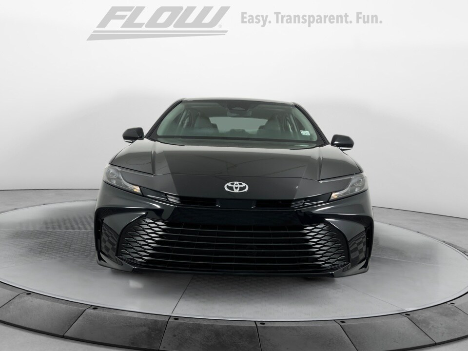 2025 Toyota Camry LE photo 2