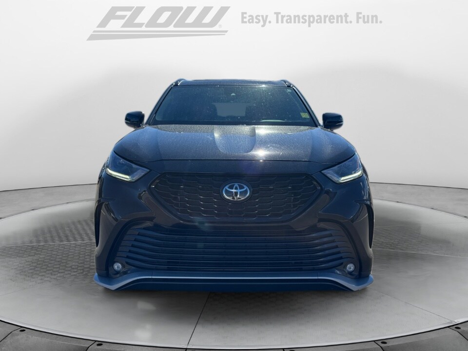 2023 Toyota Highlander XSE photo 2