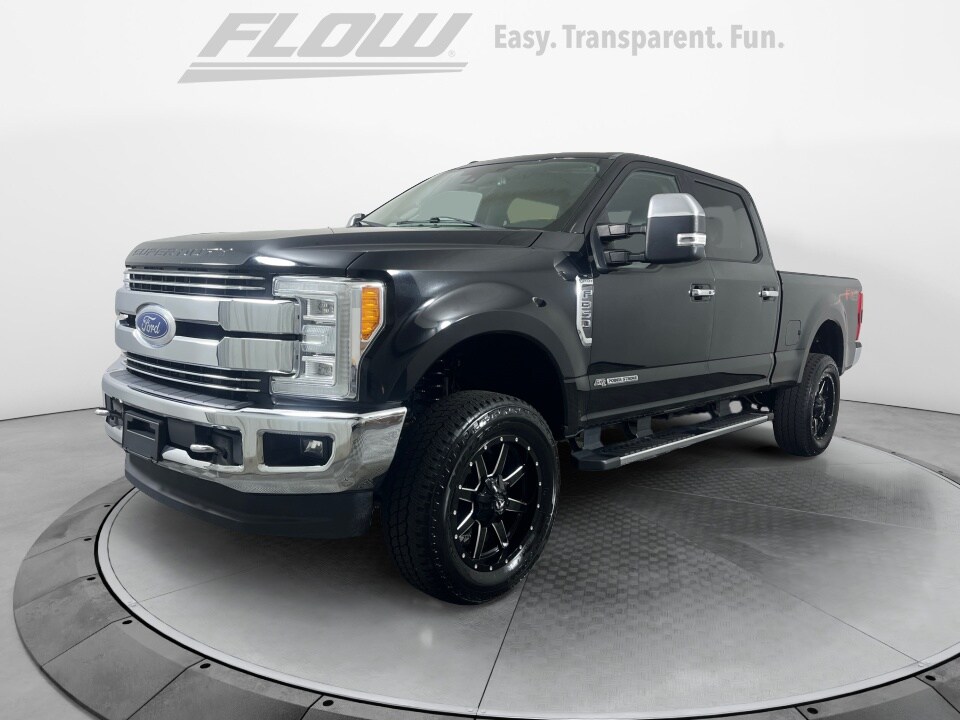 2018 Ford F-350 Lariat photo 3