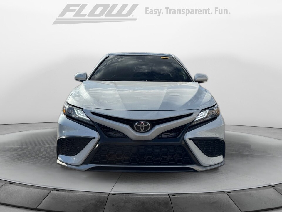 2022 Toyota Camry XSE photo 2