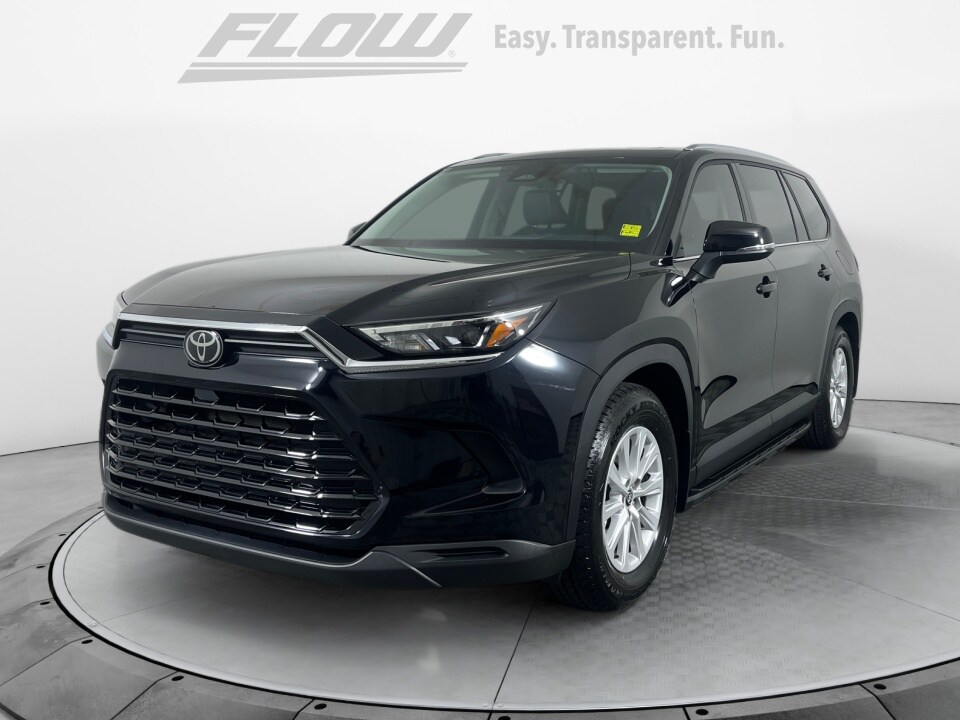 2024 Toyota Grand Highlander XLE photo 3