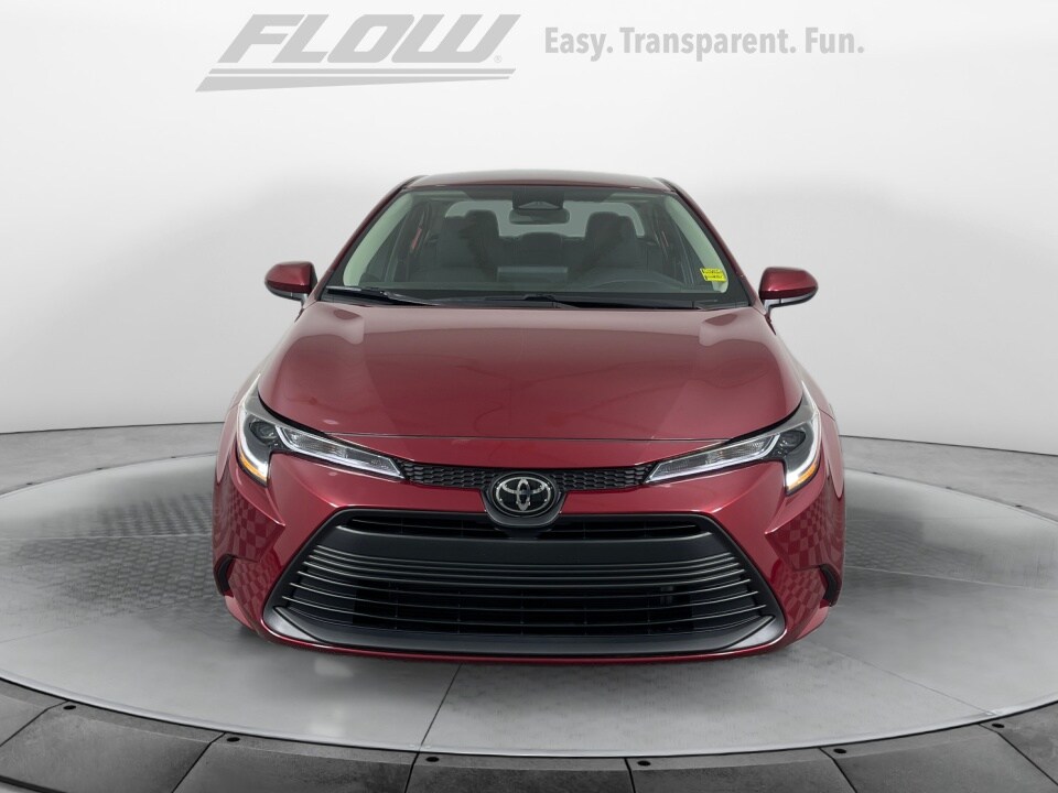 2024 Toyota Corolla LE photo 2