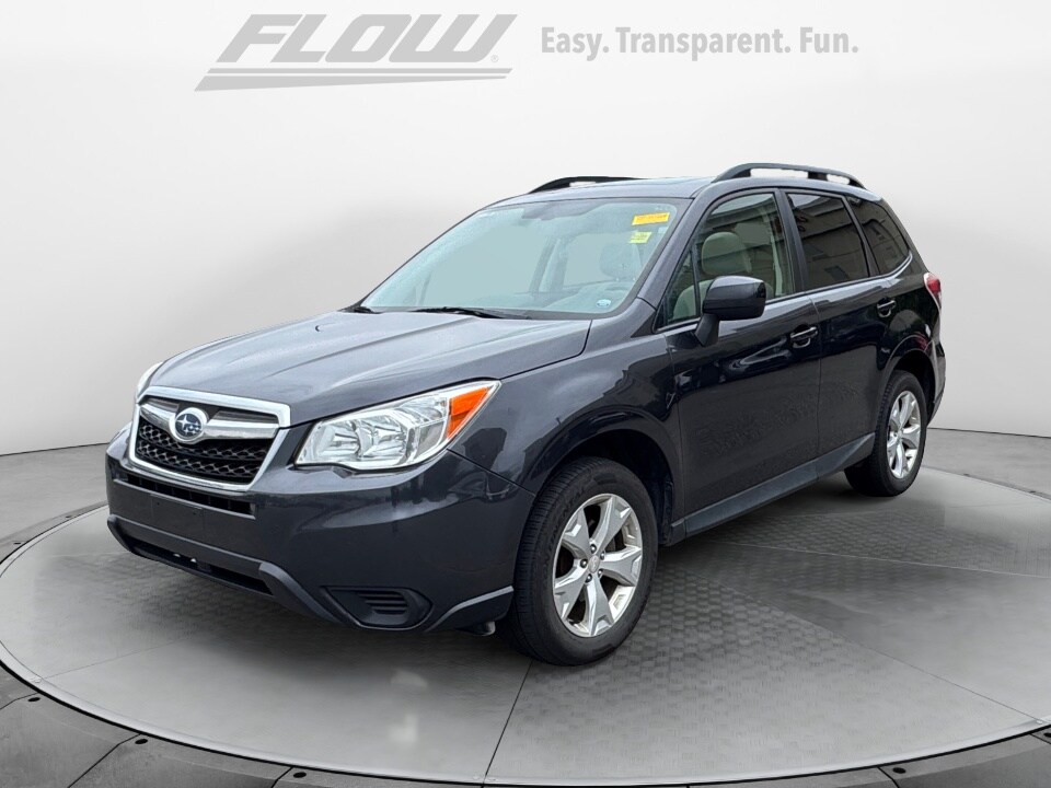 2016 Subaru Forester 2.5i Premium photo 3