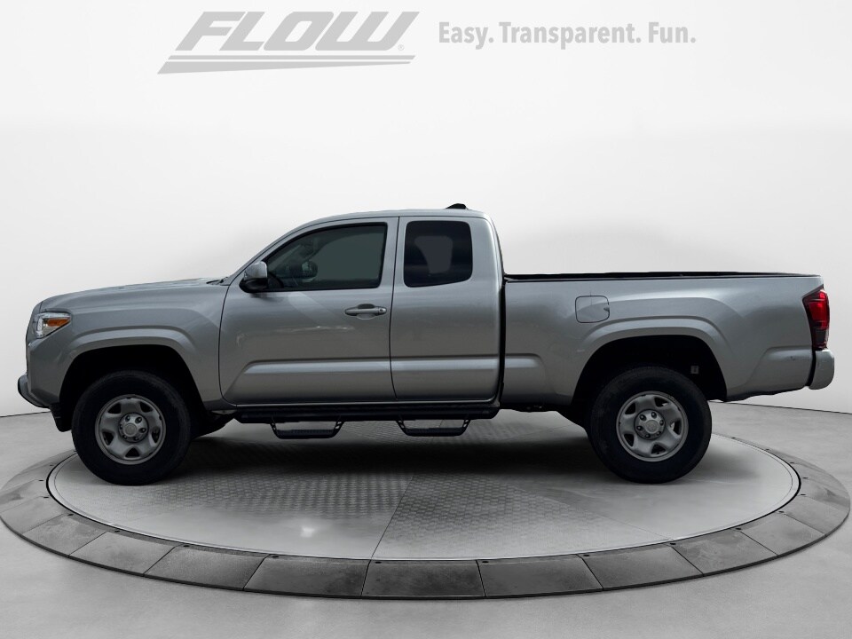 2023 Toyota Tacoma SR V6 4x4 Access Cab photo 4