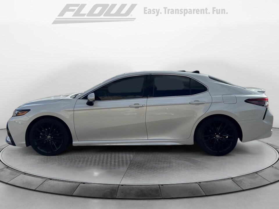 2022 Toyota Camry XSE photo 4