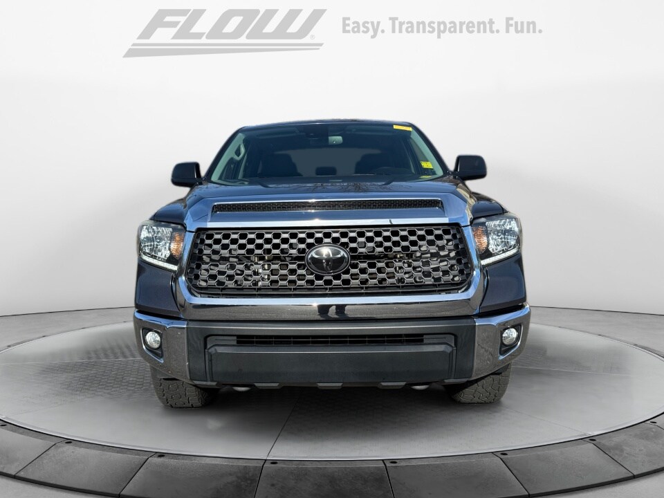 2020 Toyota Tundra SR5 CrewMax photo 2