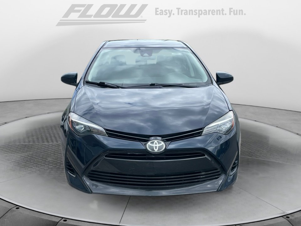 2017 Toyota Corolla L photo 2