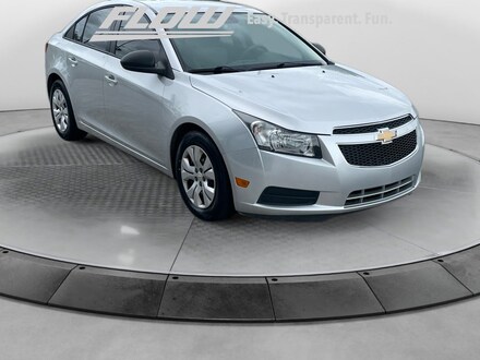 2013 Chevrolet Cruze LS Sedan
