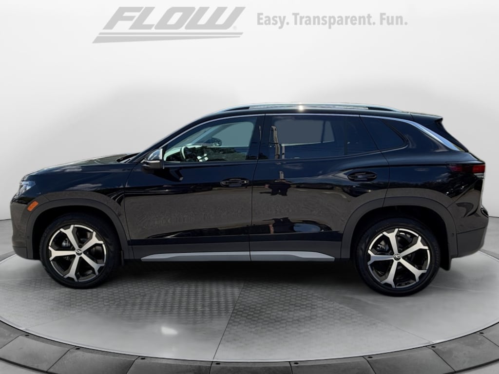 New 2026 Volkswagen Tiguan SE SUV