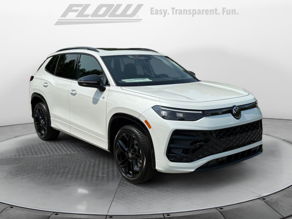 New 2026 Volkswagen Tiguan SE R-Line Black SUV
