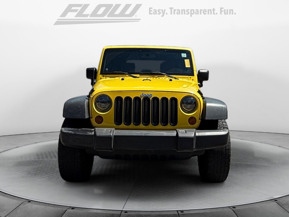 2009 Jeep Wrangler Unlimited X photo 2