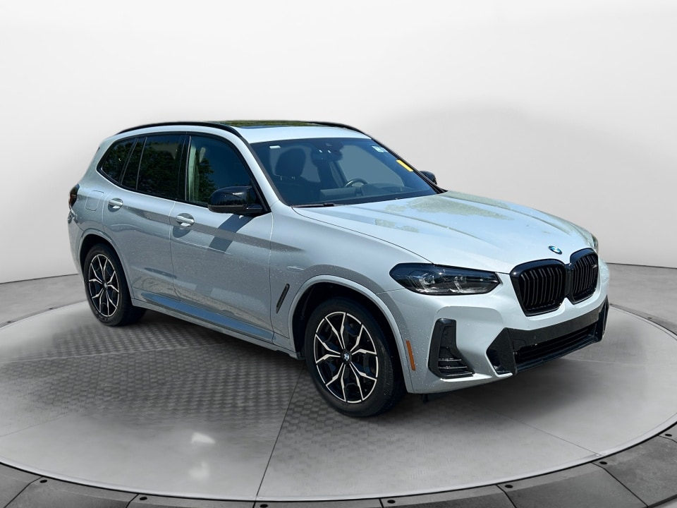 2023 BMW X3 M40i's photo
