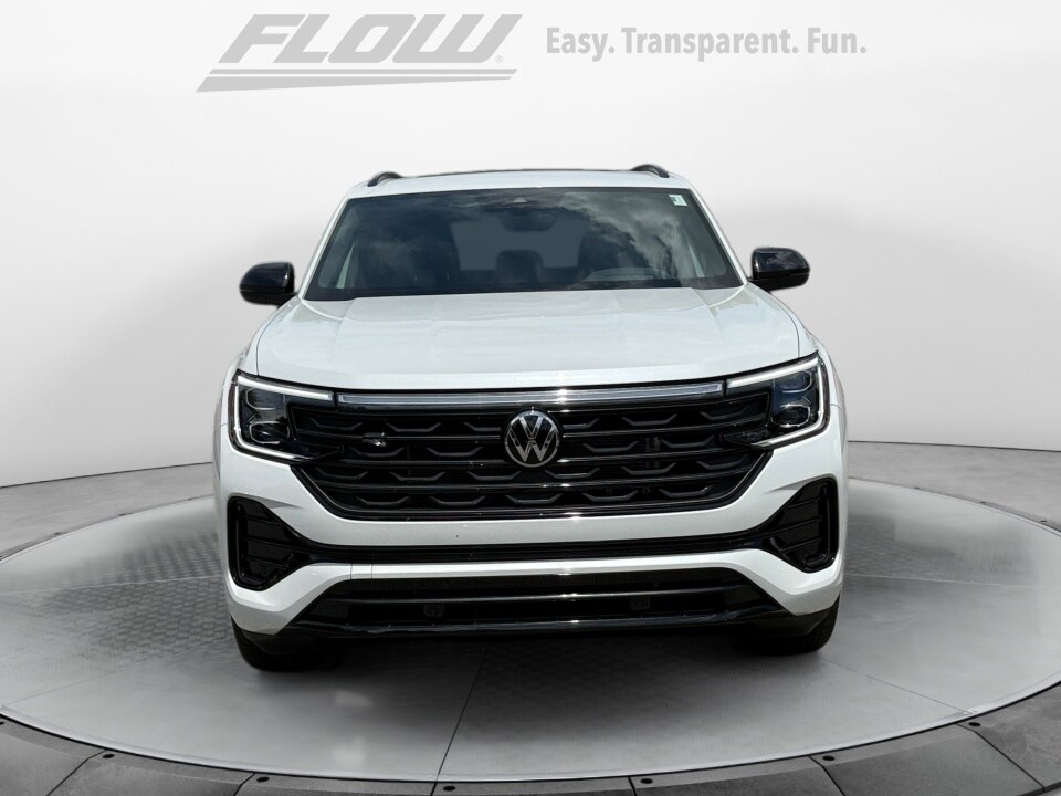 2025 Volkswagen Atlas Cross Sport SEL R-Line photo 2