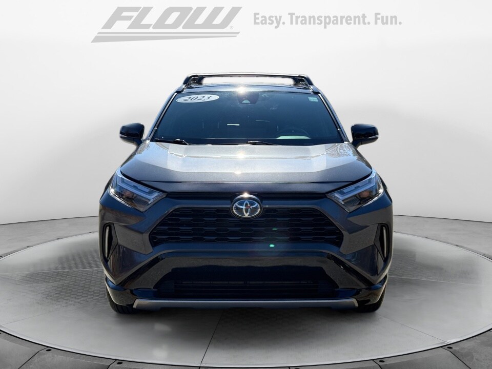 2023 Toyota RAV4 Hybrid XSE photo 2