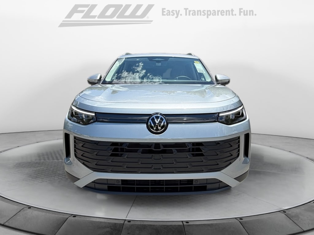 New 2026 Volkswagen Tiguan 2.0T SE SUV