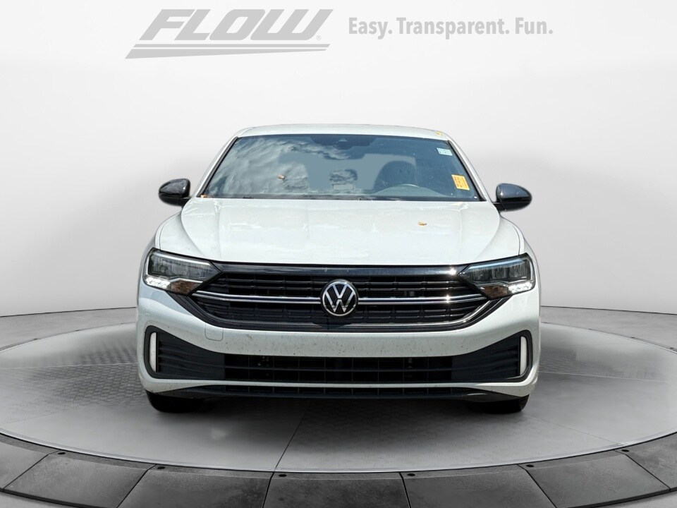2024 Volkswagen Jetta 1.5T Sport photo 2