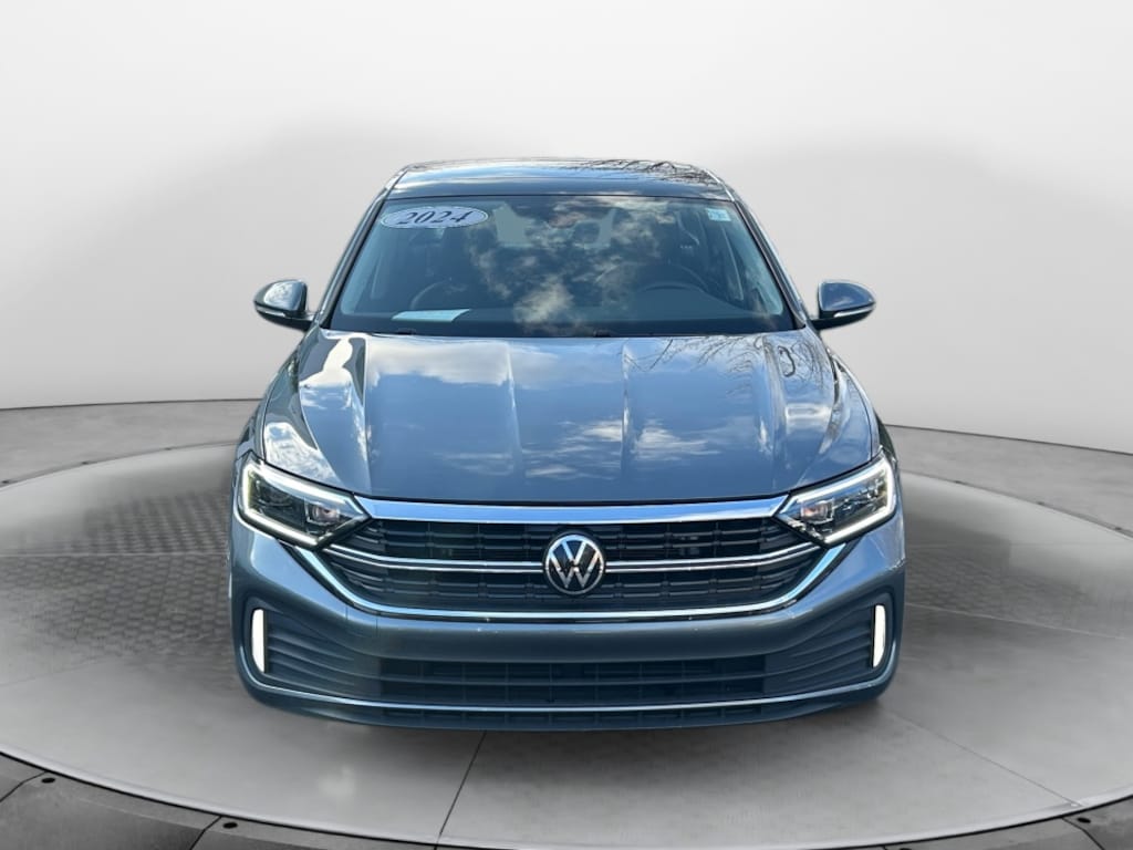 Certified 2024 Volkswagen Jetta 1.5T SEL Sedan