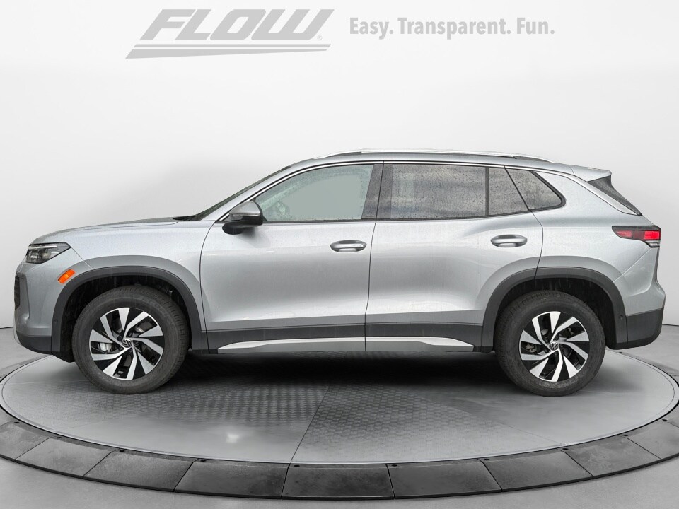 2025 Volkswagen Tiguan S photo 2