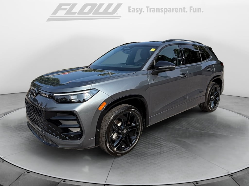 New 2026 Volkswagen Tiguan SE R-Line Black SUV