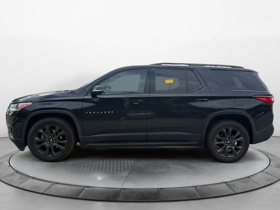 2019 Chevrolet Traverse RS photo 2
