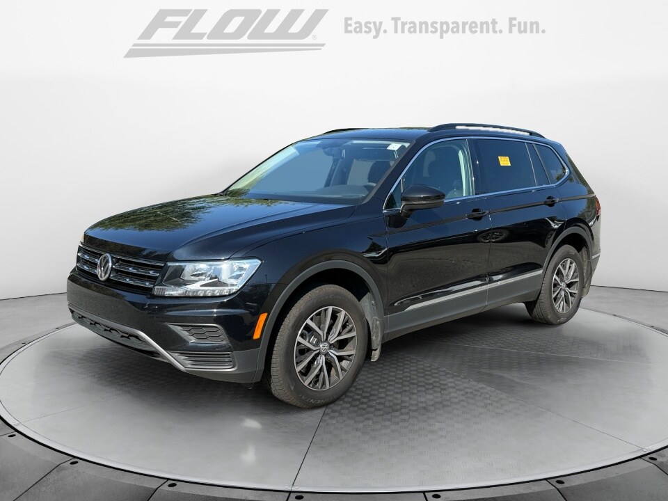 2020 Volkswagen Tiguan SE photo 2