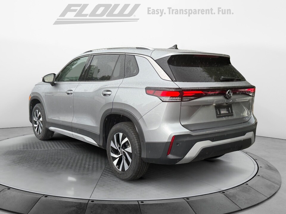 2025 Volkswagen Tiguan S photo 3