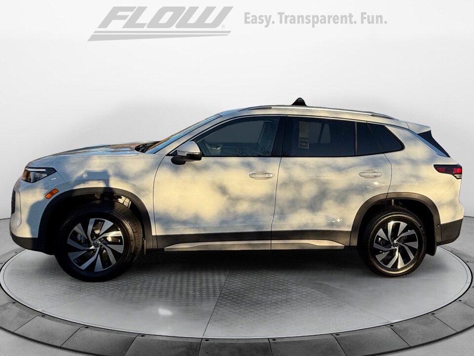 2026 Volkswagen Tiguan S photo 4