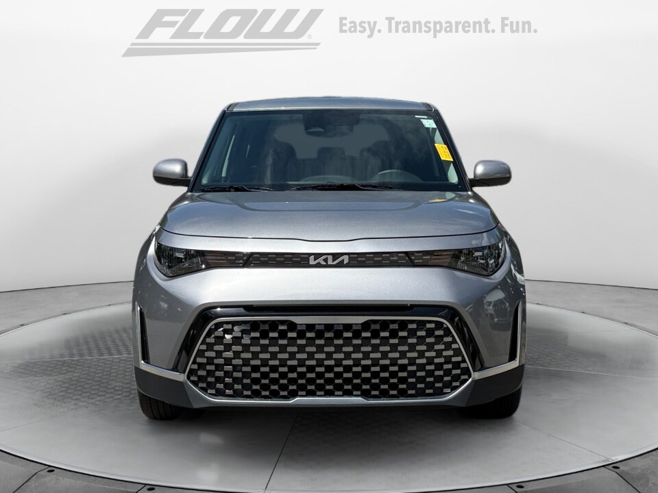 2025 Kia Soul EX photo 2