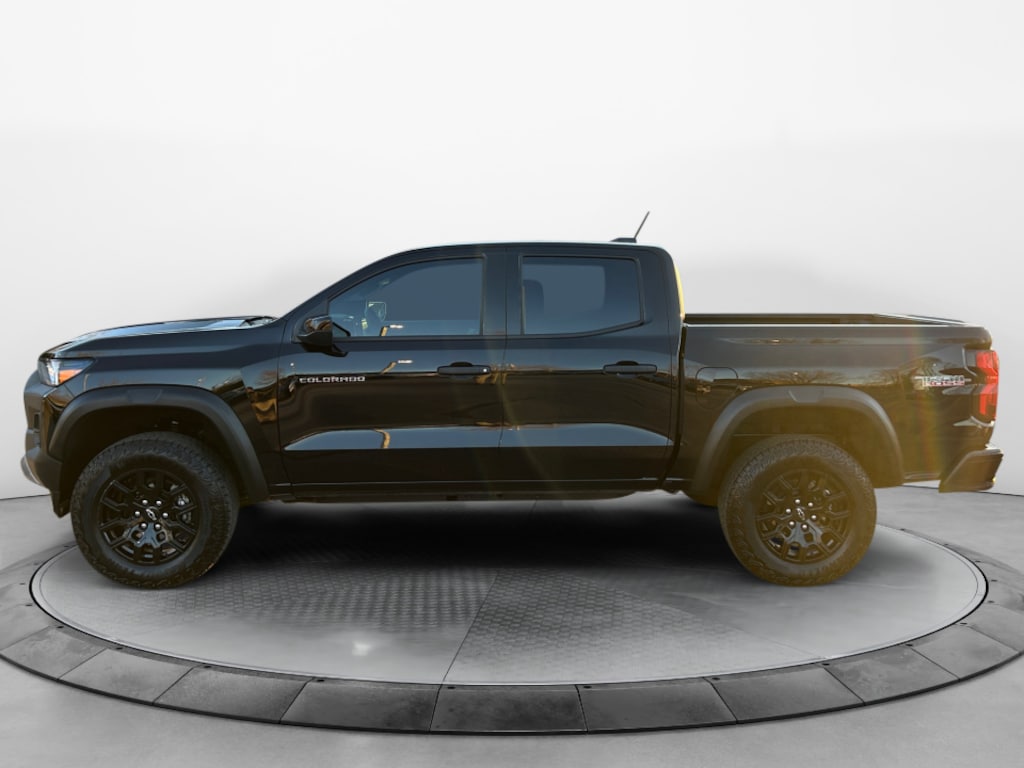 Used 2026 Chevrolet Colorado Trail Boss, 4WD Truck