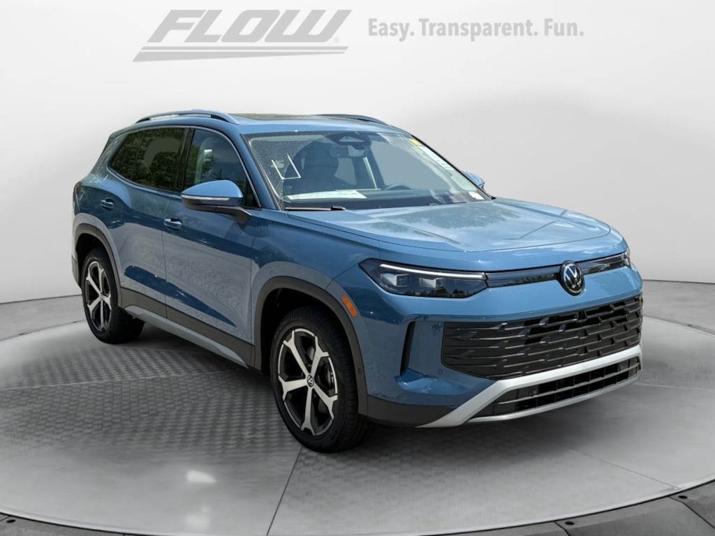 New 2026 Volkswagen Tiguan 2.0T SE SUV