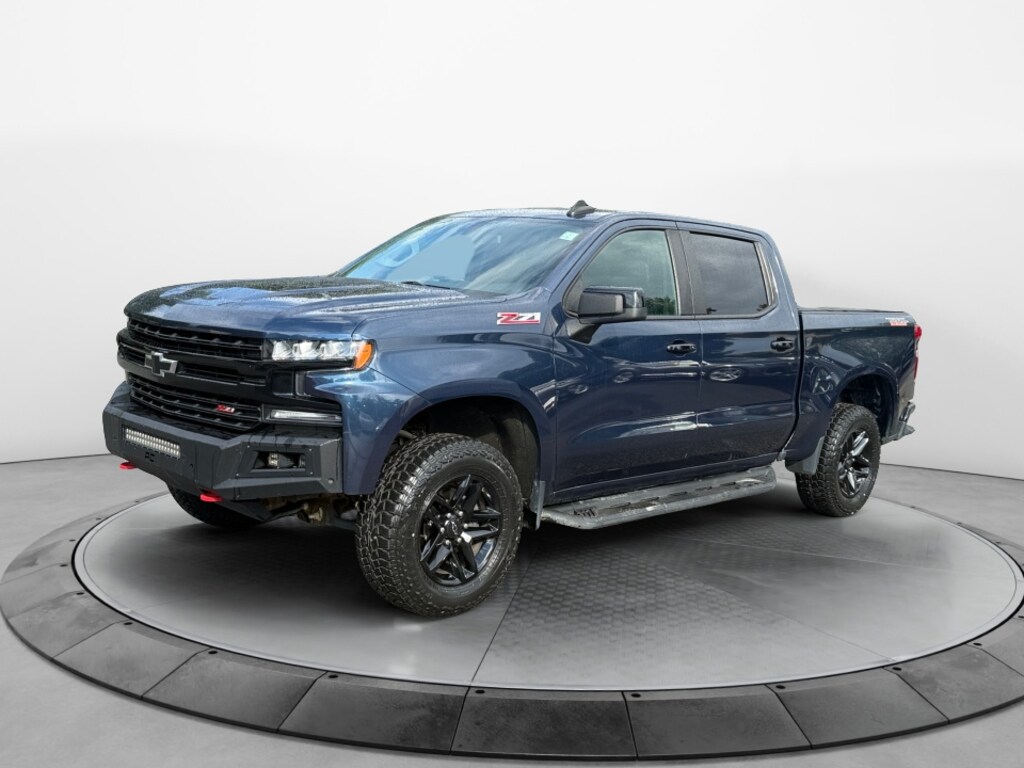 Used 2020 Chevrolet Silverado 1500 4WD Crew Cab Short Bed LT Trail Boss Truck