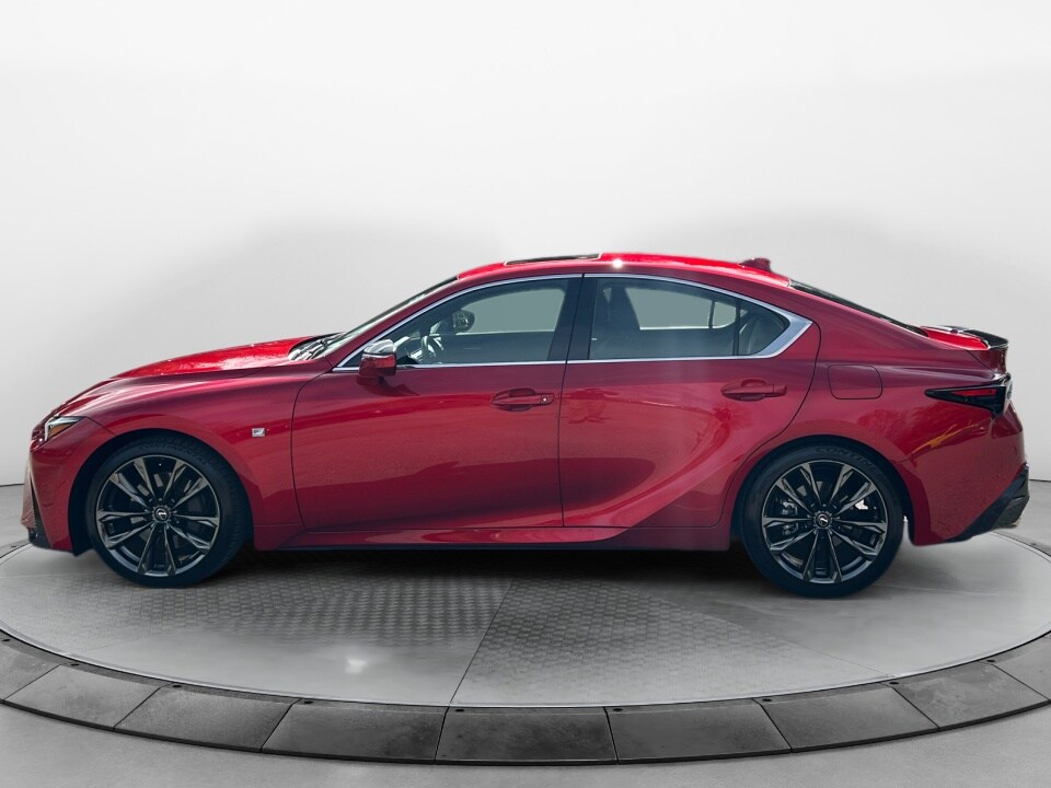 2023 Lexus IS 350 F SPORT photo 4
