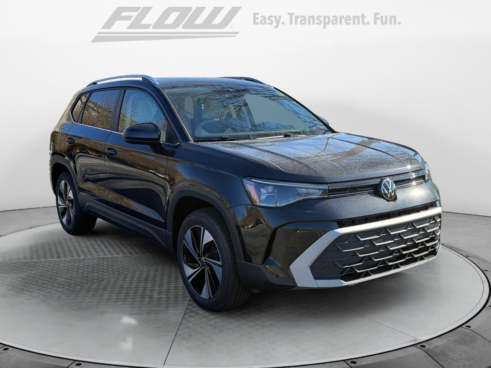 2026 Volkswagen Taos SE's photo