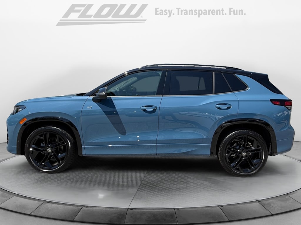 New 2026 Volkswagen Tiguan SE R-Line Black SUV